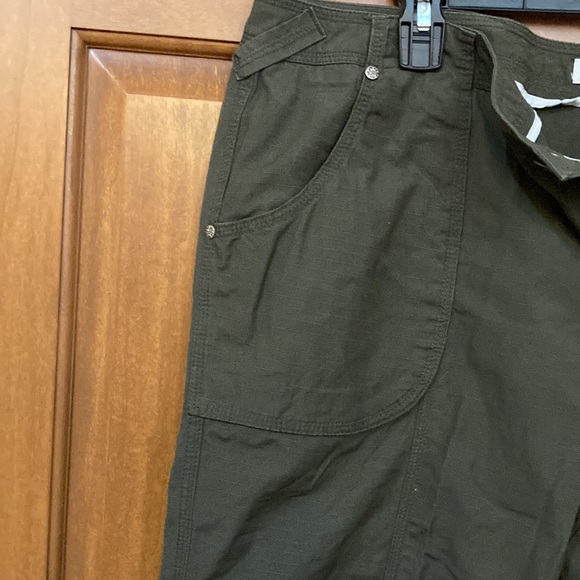 Cato woman military green capris 18w - Picture 4 of 11